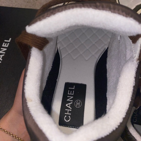Brand New AUTH Chanel CC Sneakers - Picture 5 of 9